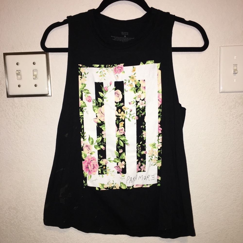 3/$15 paramore band tee